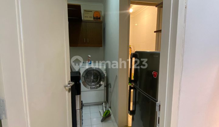 Sewa Plaza Senayan 2BR Tower A Semi Furnished Lantai 9